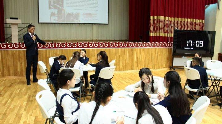 Назарбаев Зияркерлік мектебі. Көшбасшылар кеңесінің жаңа құрамына арналған арқанды шеңбер курсы